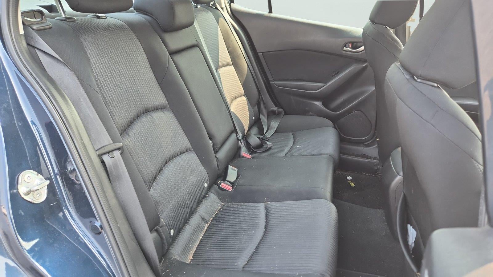2016 Mazda Mazda3 i Sport