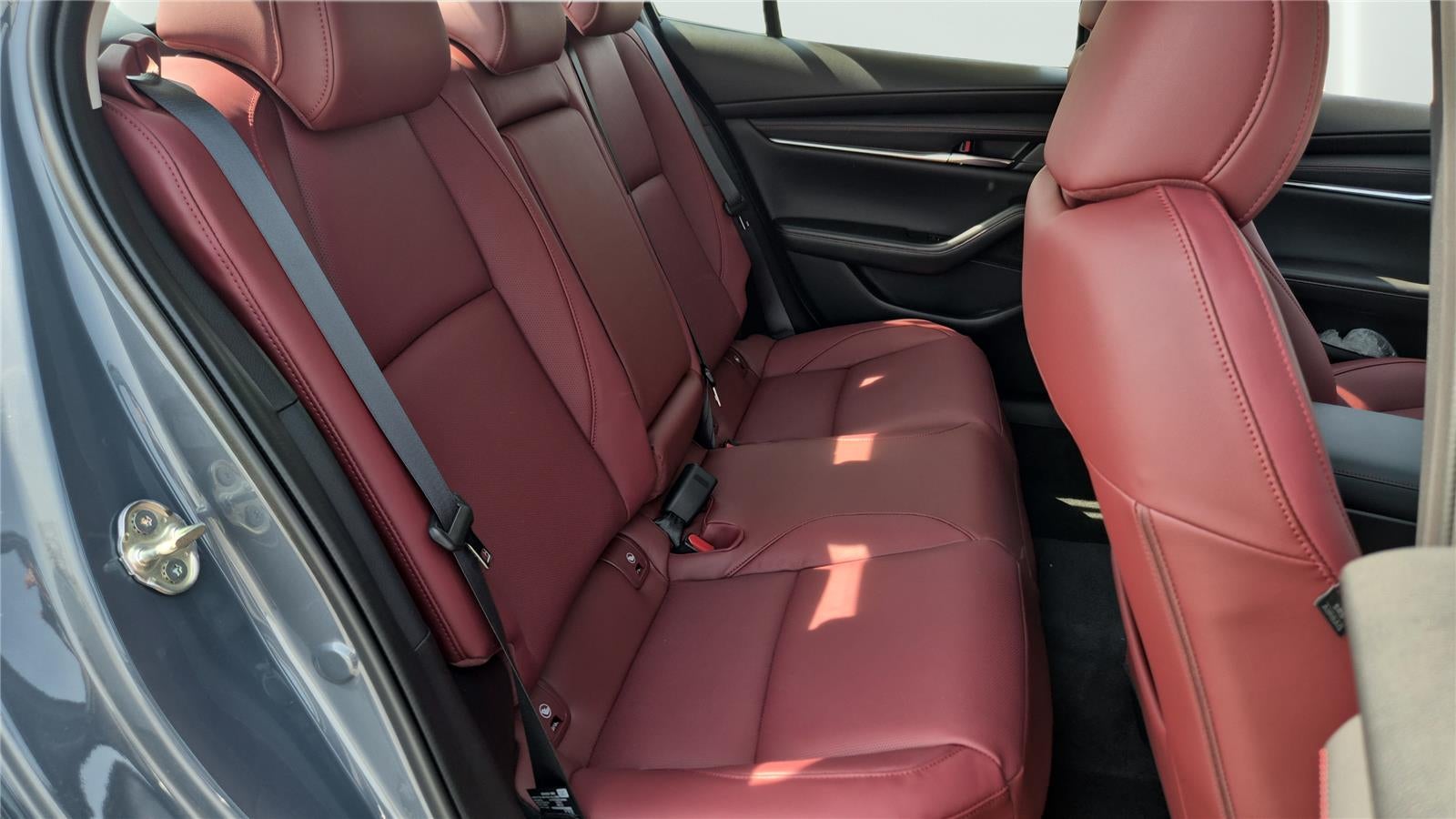 2026 Mazda Mazda3 Sedan 2.5 S Carbon Edition