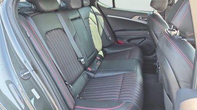 2024 Genesis G70 2.5T