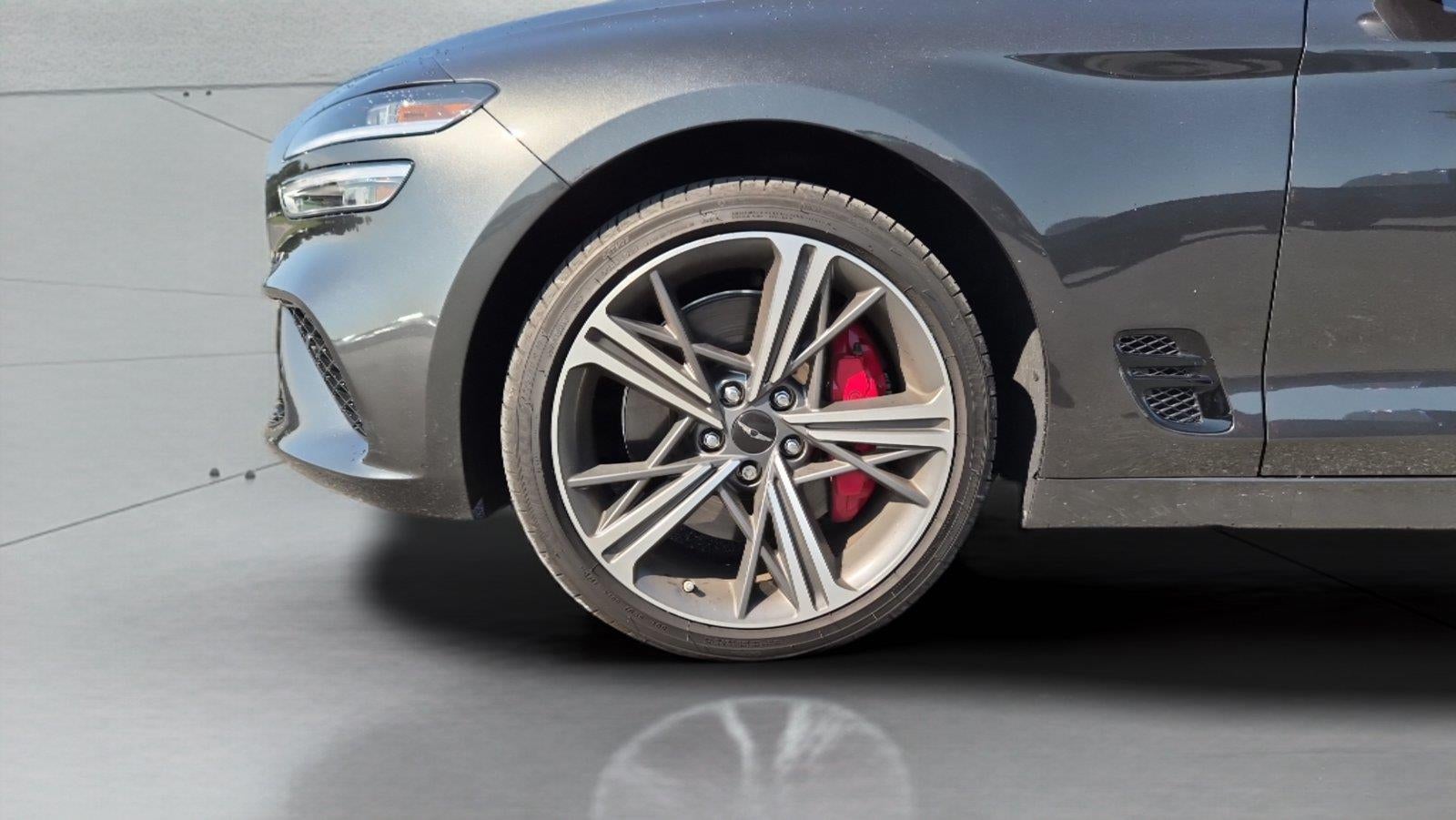 2024 Genesis G70 2.5T