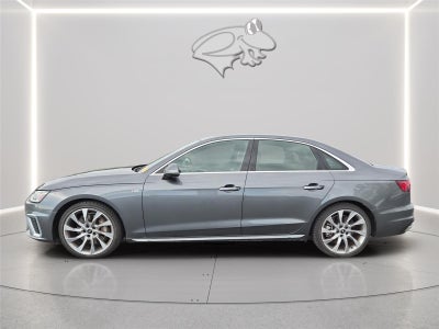 2022 Audi A4 Sedan S line Premium Plus