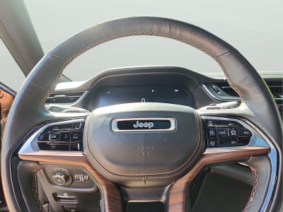 2023 Jeep Grand Cherokee Summit