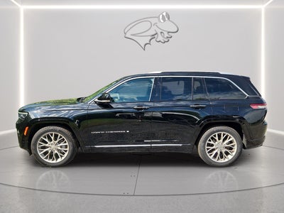 2023 Jeep Grand Cherokee Summit