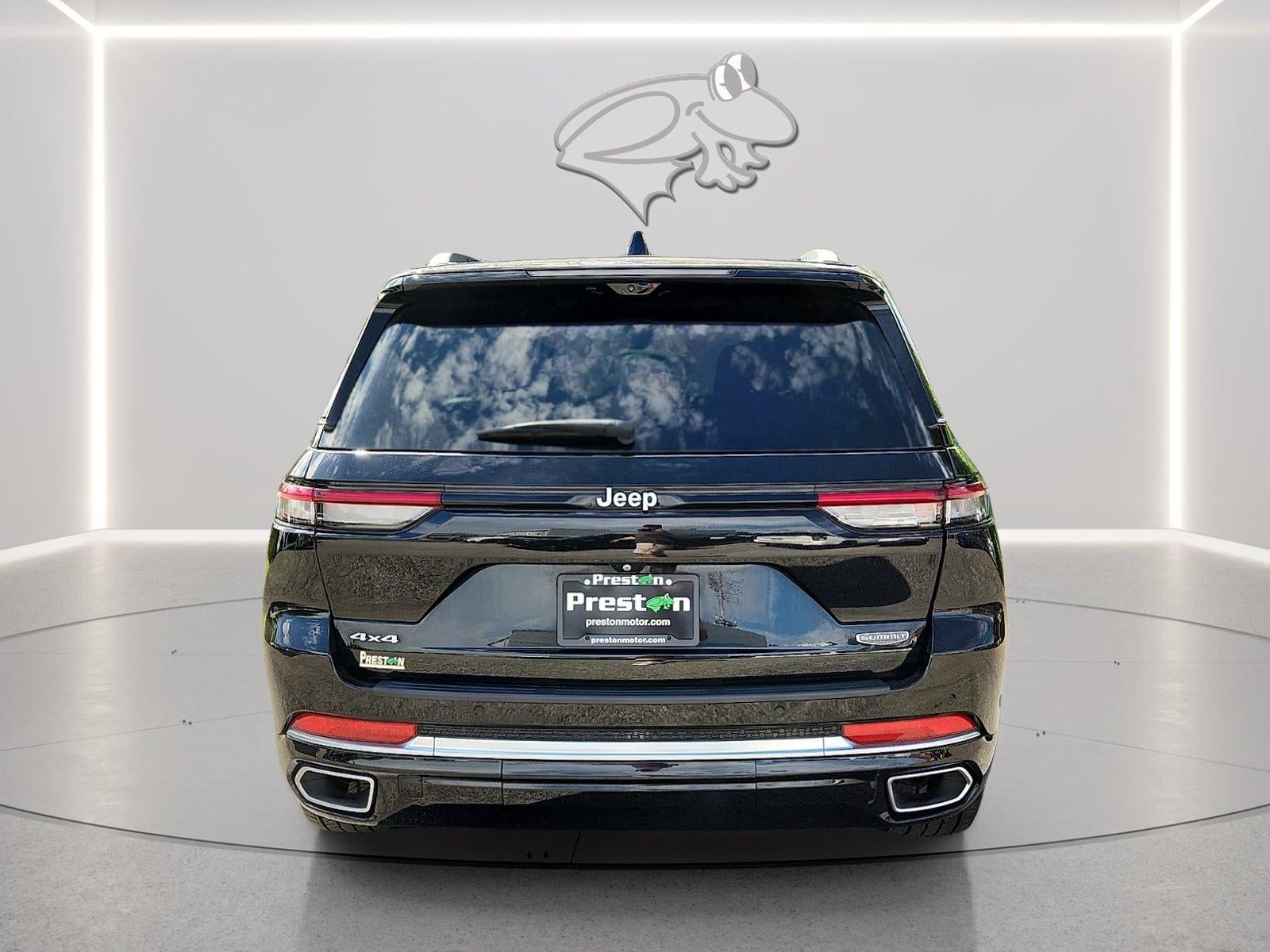 2023 Jeep Grand Cherokee Summit