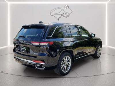 2023 Jeep Grand Cherokee Summit