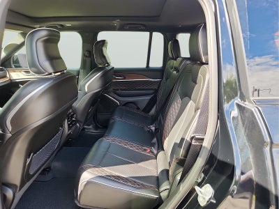 2023 Jeep Grand Cherokee Summit