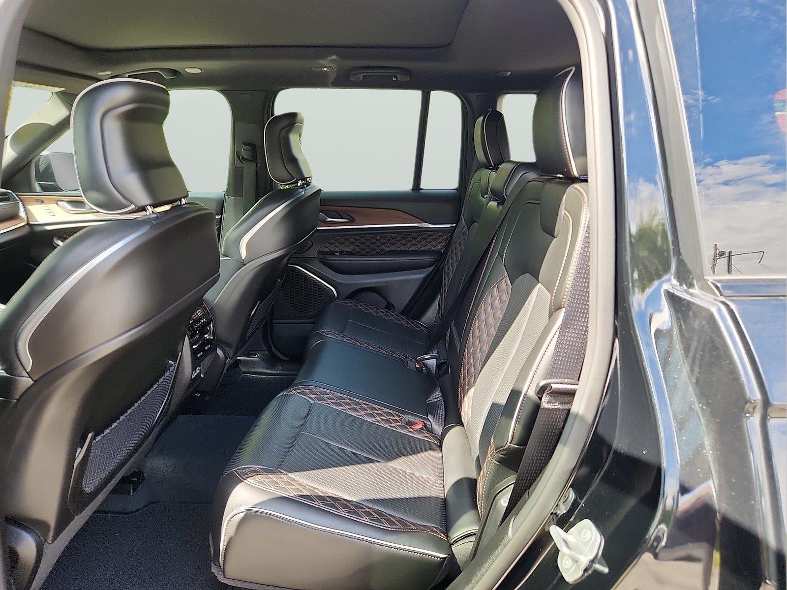 2023 Jeep Grand Cherokee Summit