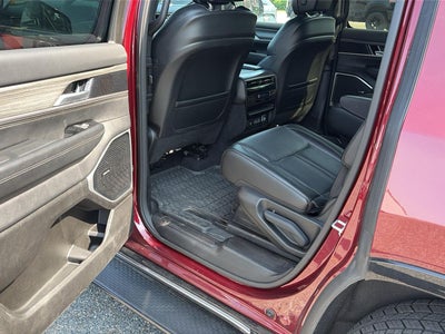 2024 Jeep Wagoneer Series II