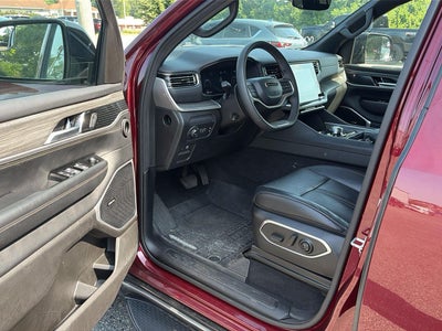 2024 Jeep Wagoneer Series II