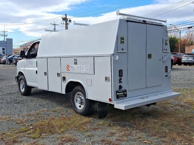 2025 Chevrolet Express Cutaway 3500 1WT