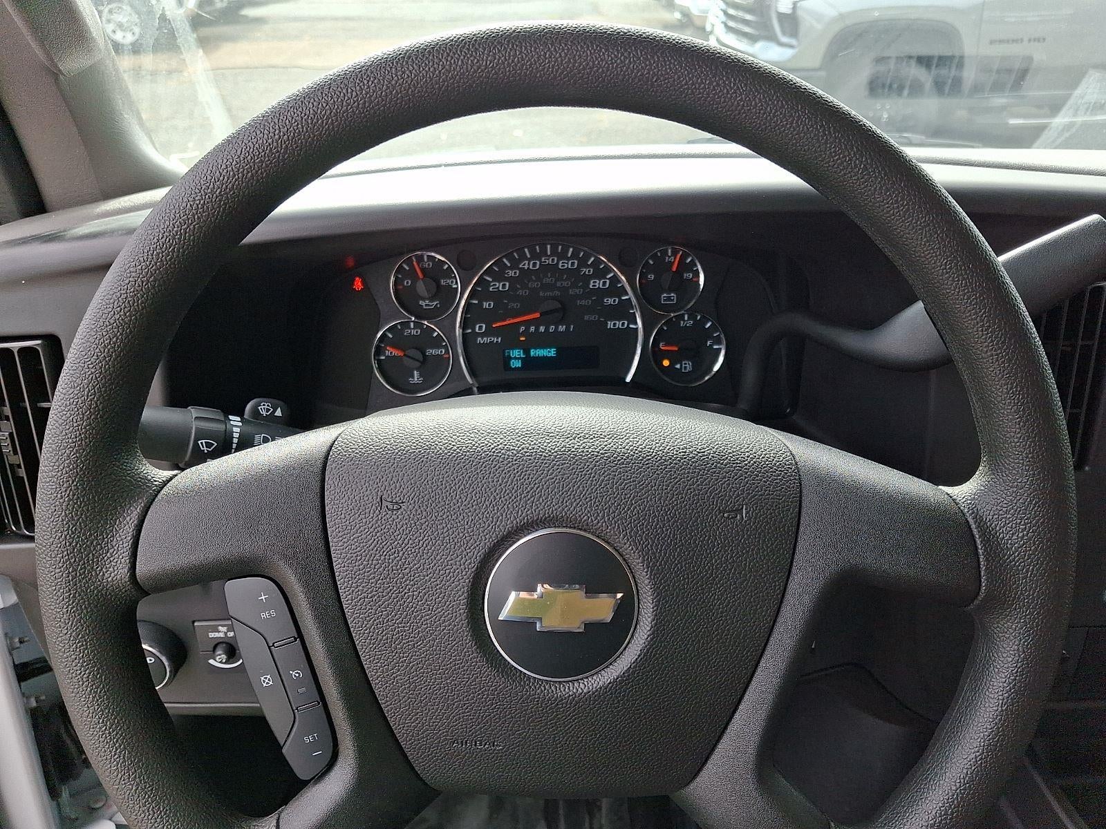 2025 Chevrolet Express Cargo 2500 WT