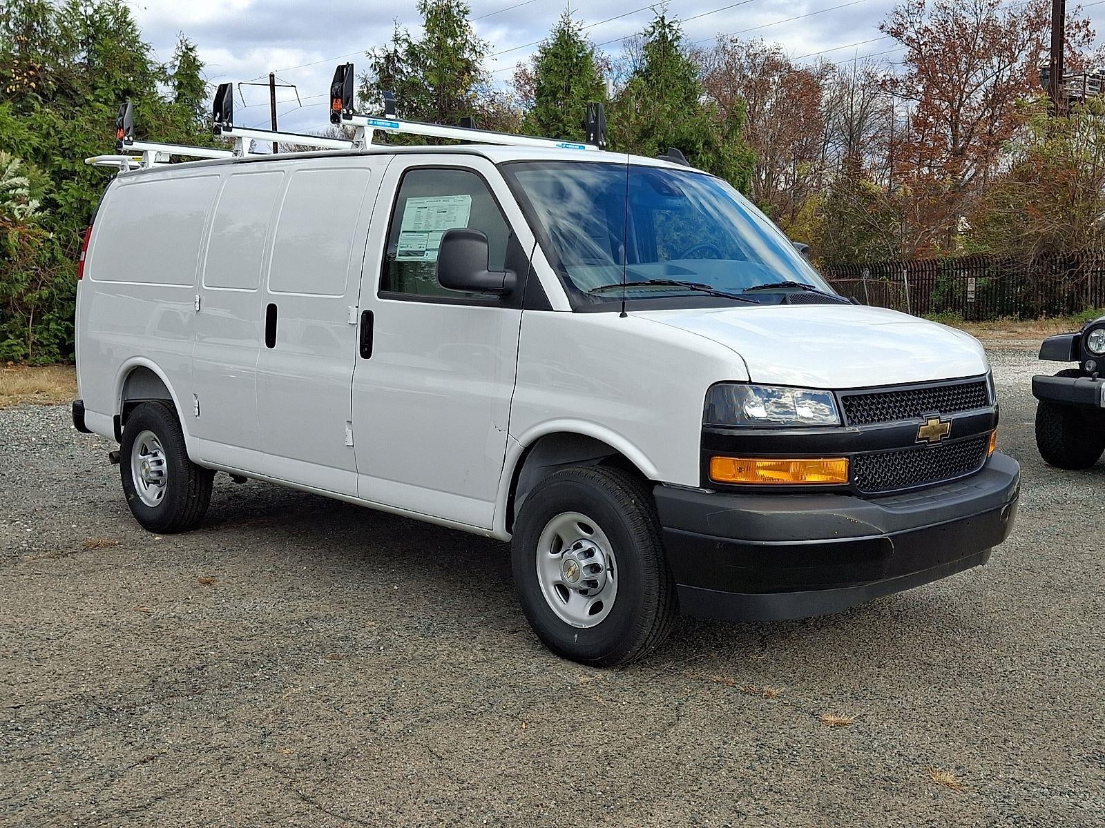 2025 Chevrolet Express Cargo 2500 WT