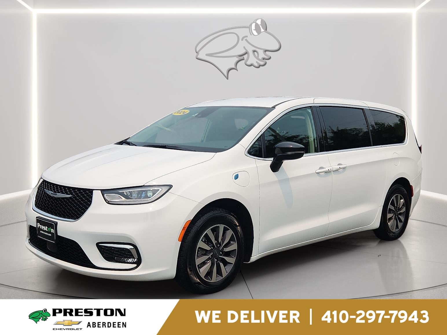 2024 Chrysler Pacifica Hybrid Select