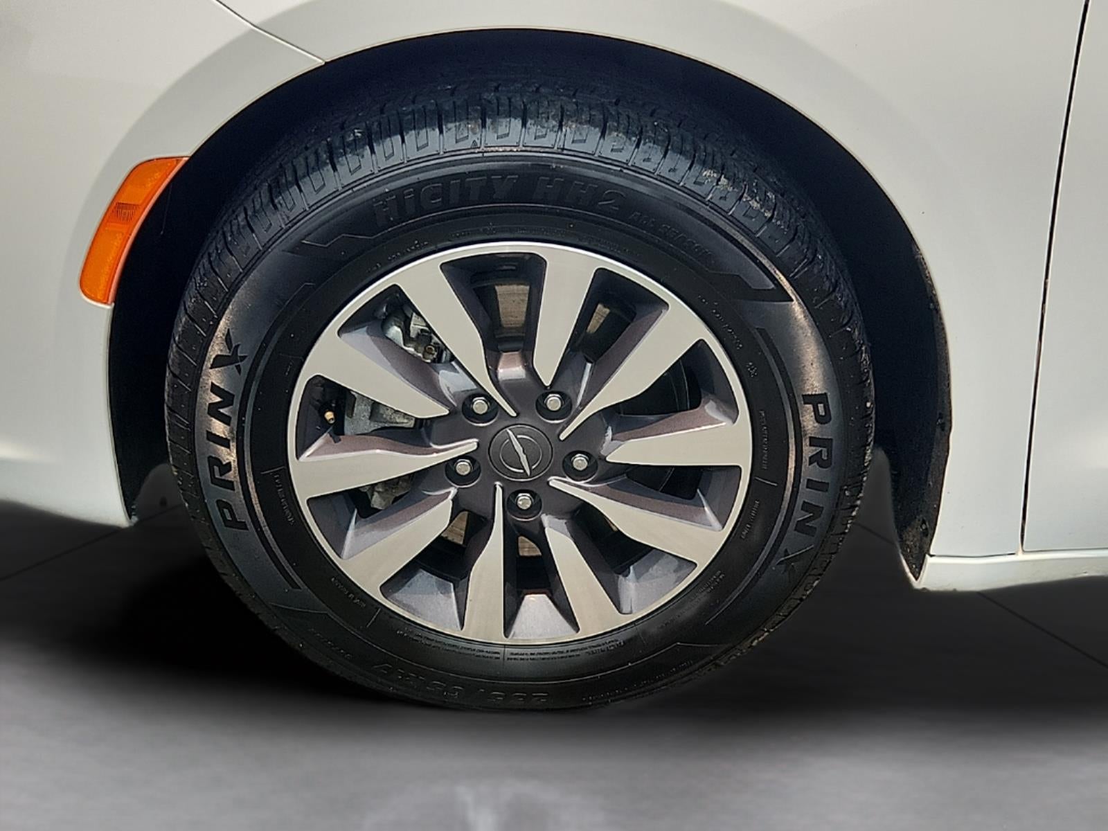 2024 Chrysler Pacifica Hybrid Select