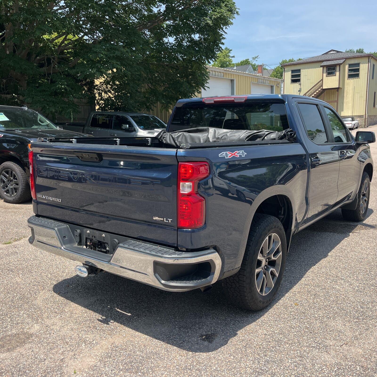 2022 Chevrolet Silverado 1500 LT (2FL)