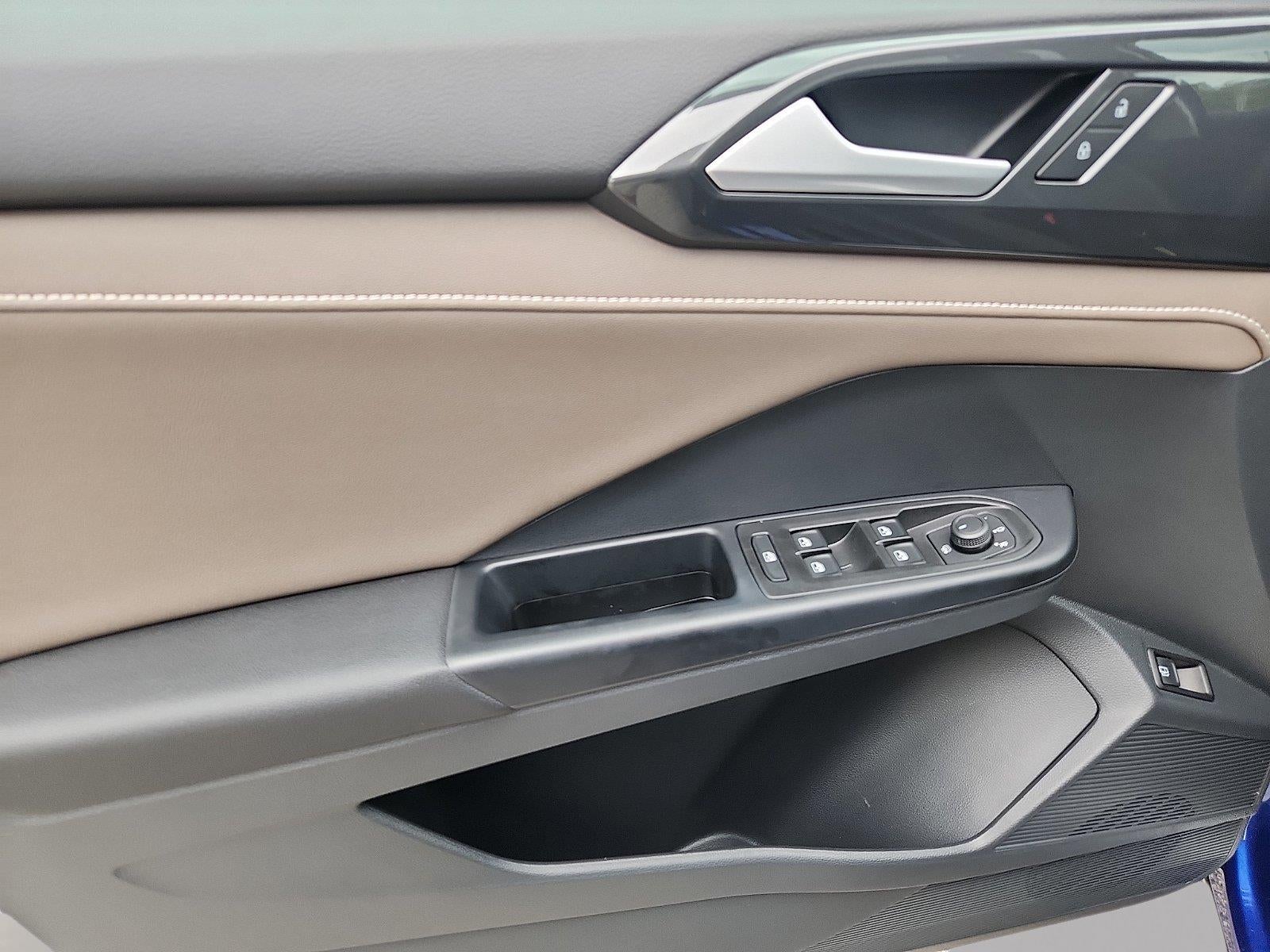 2023 Volkswagen Taos SEL