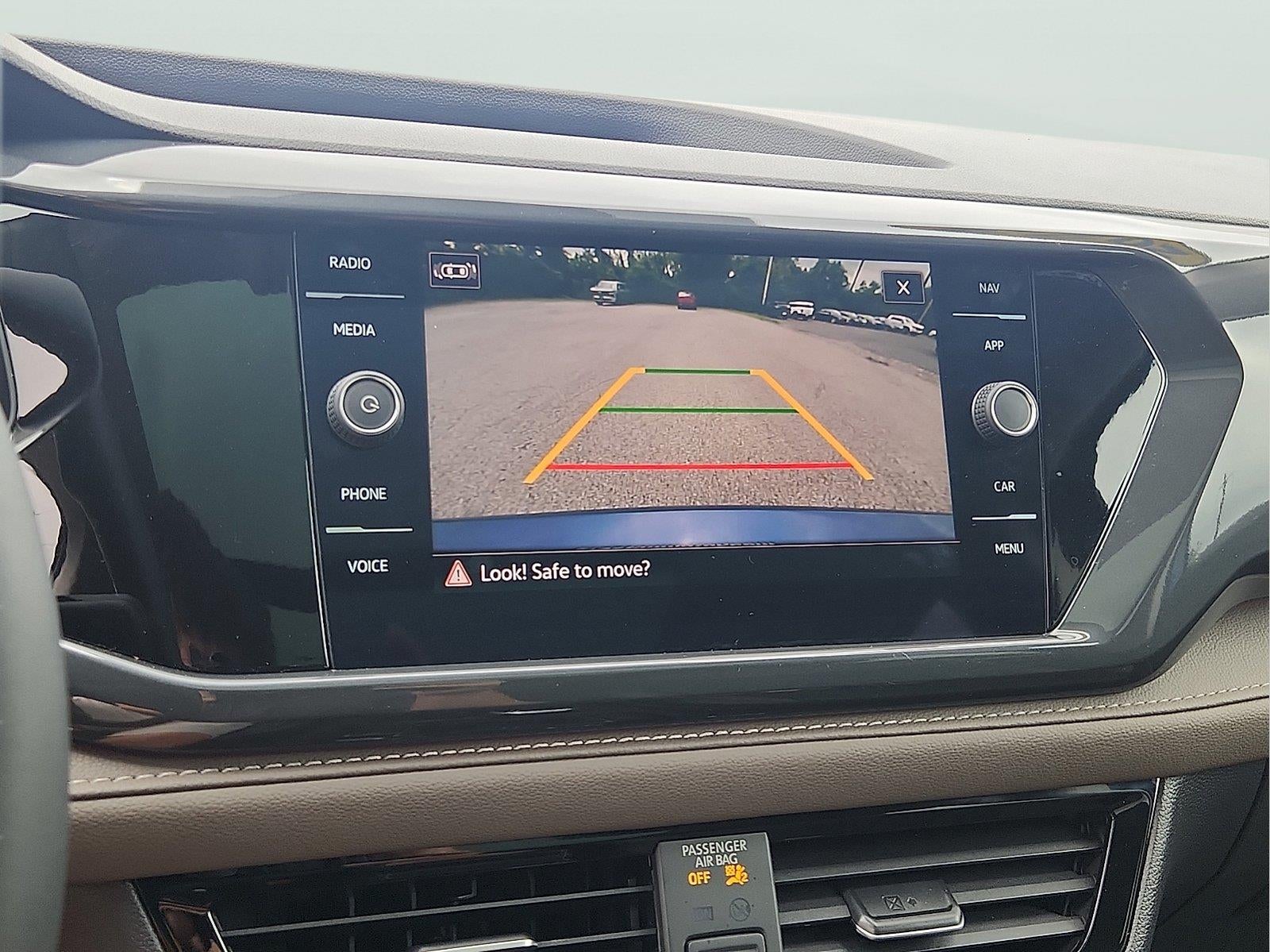 2023 Volkswagen Taos SEL
