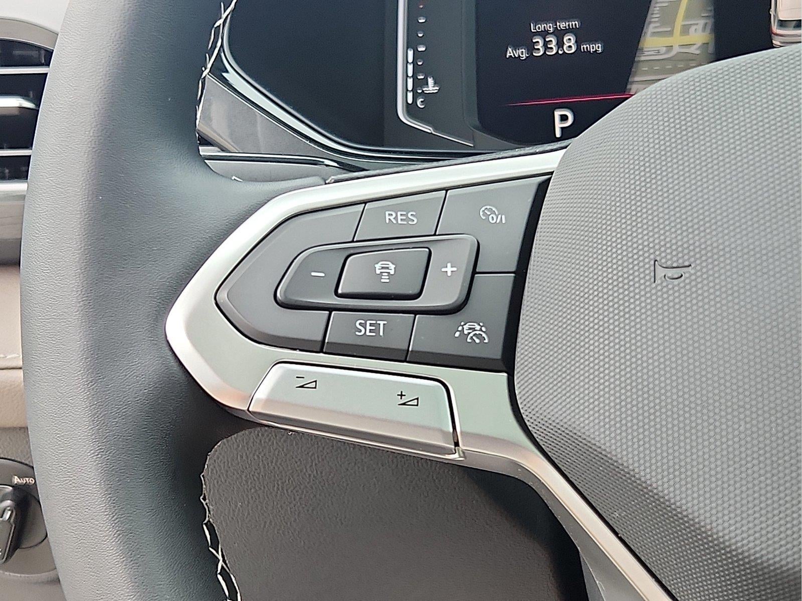 2023 Volkswagen Taos SEL